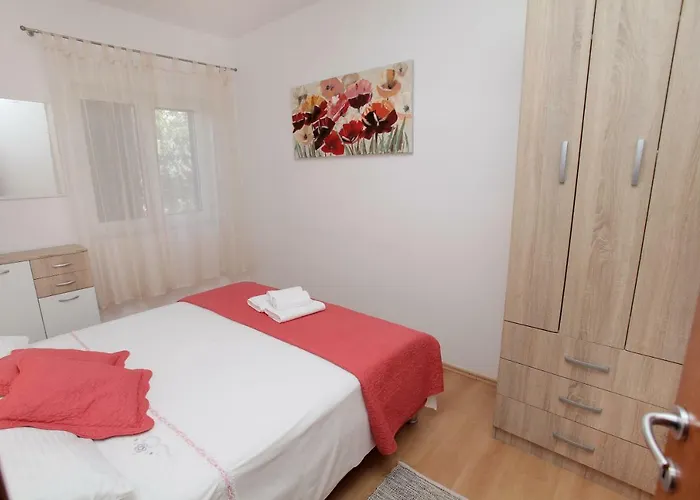 Tone Apartman *